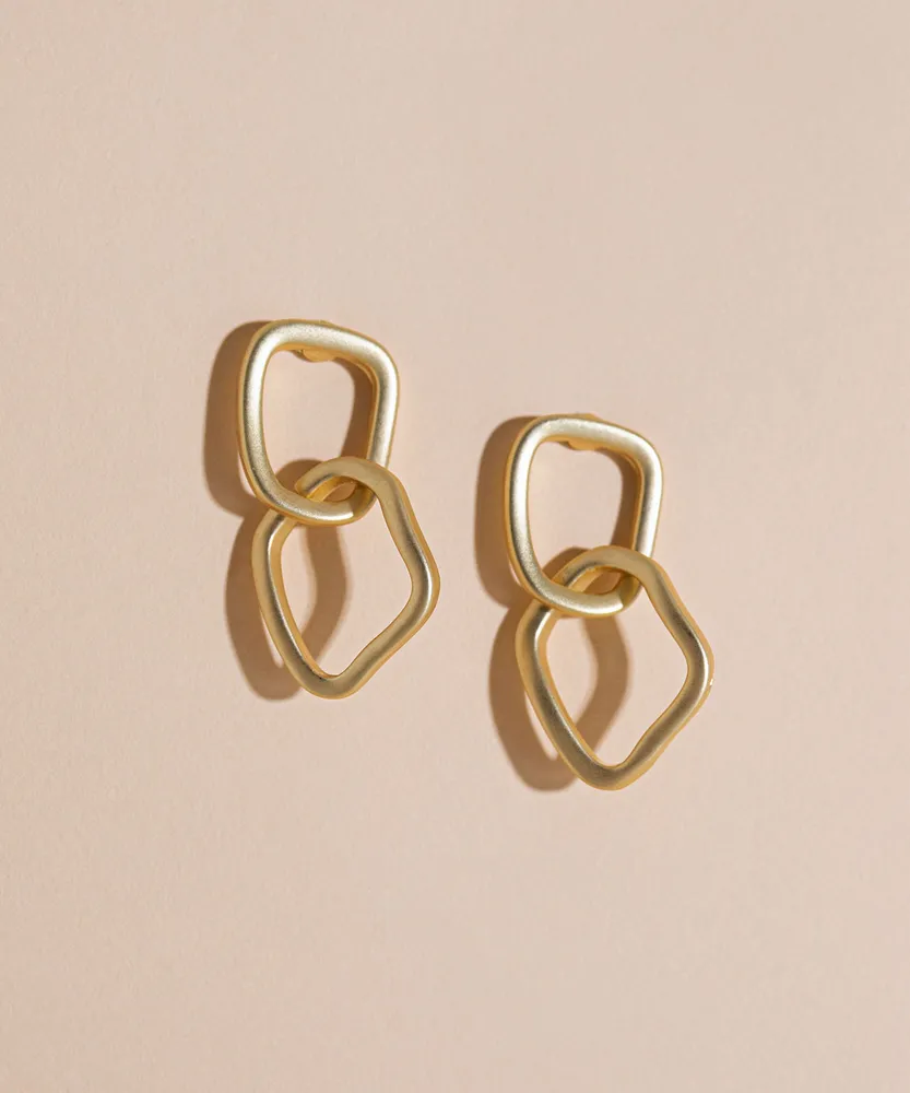 Small Chain Link Drop Earrings