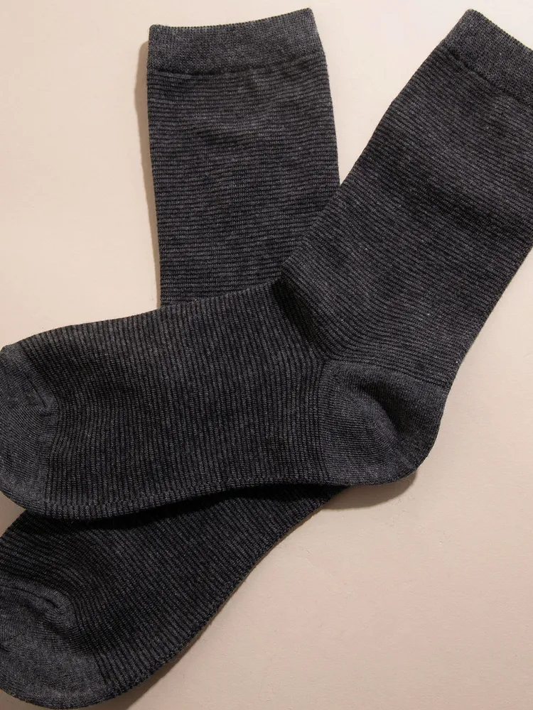 Fine Stripe Crew Socks