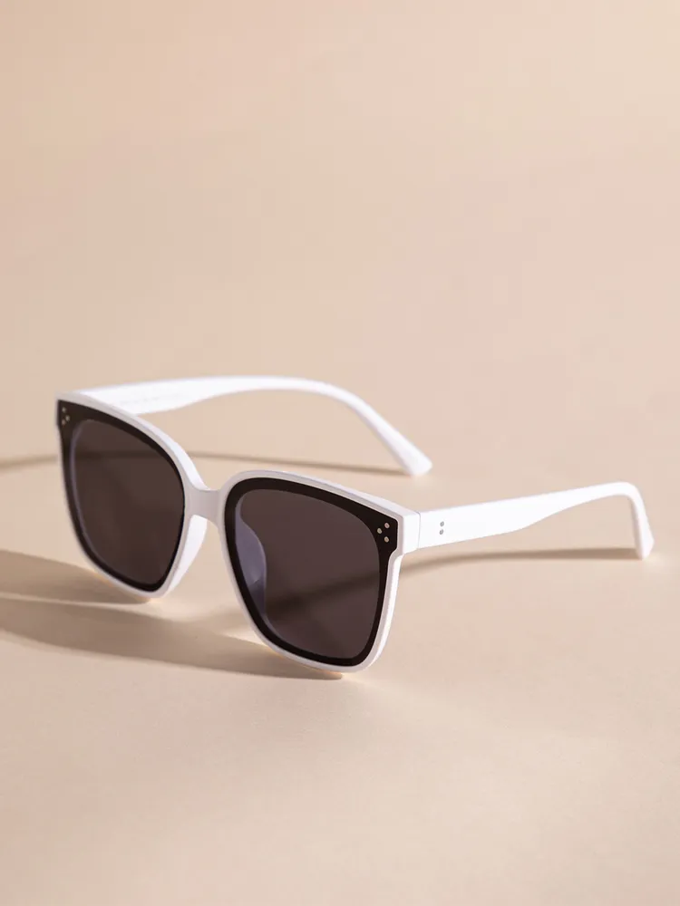 White Wayfarer Style Sunglasses