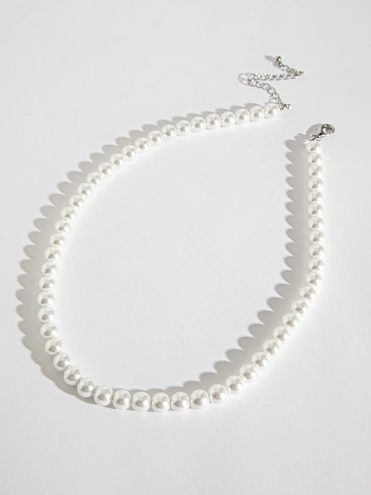 Classic Pearl Necklace