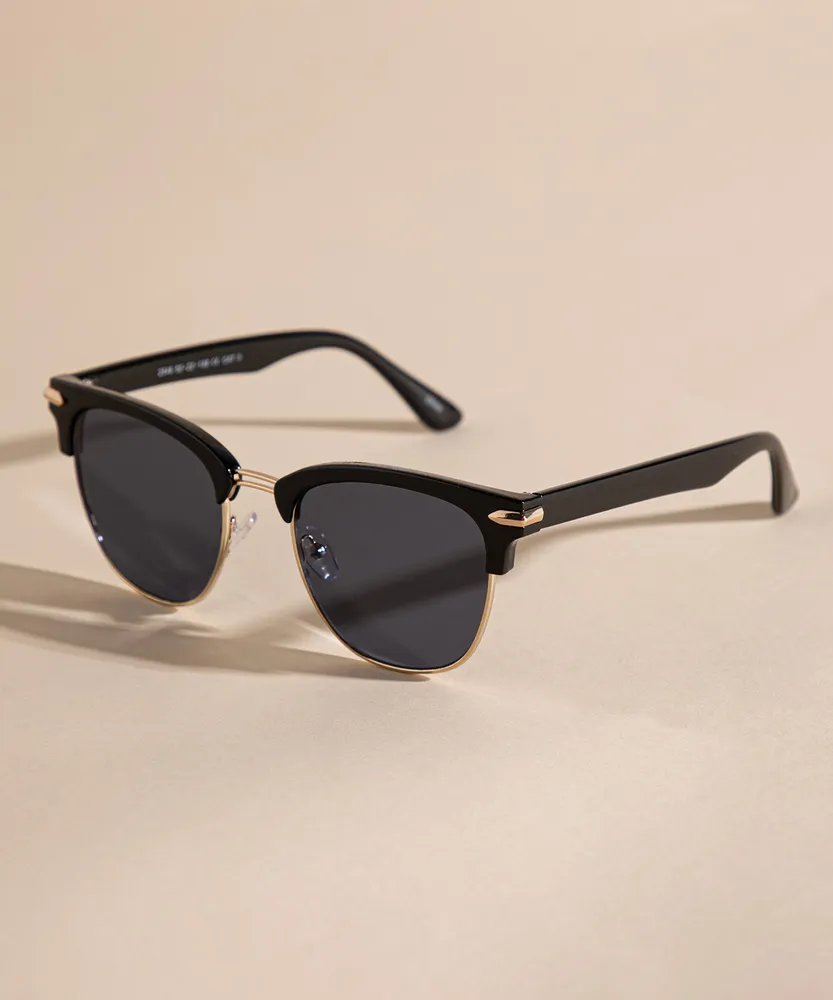 Black Wayfarer Frame Sunglasses