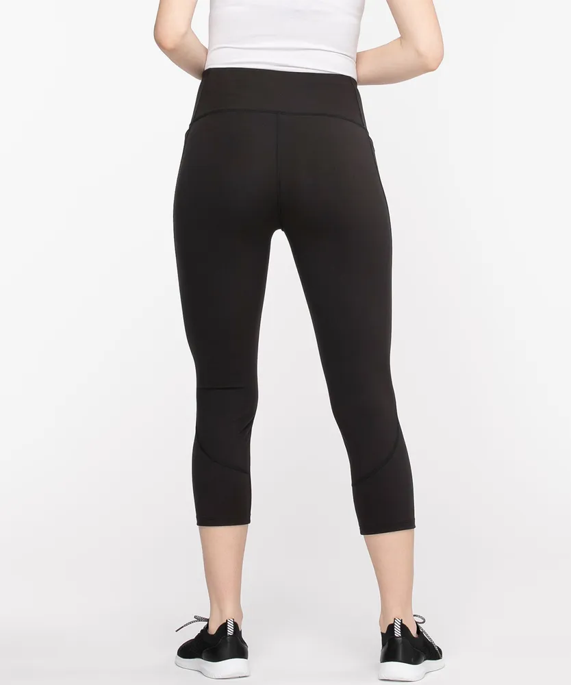 Pocketed Capri Yoga Legging