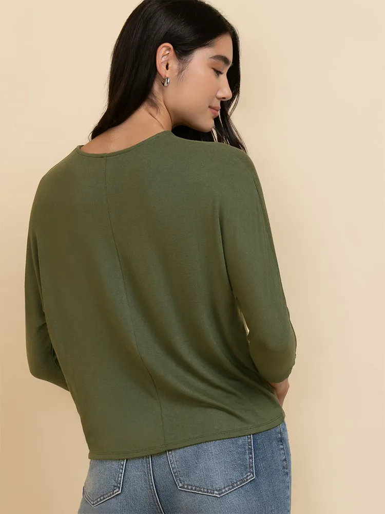 Easy V-Neck Hacci Knit Top