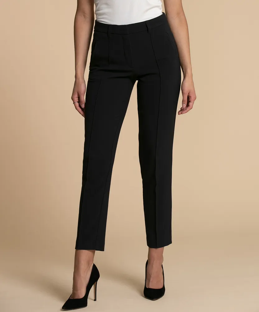 Tapered Leg with Pintuck Pant