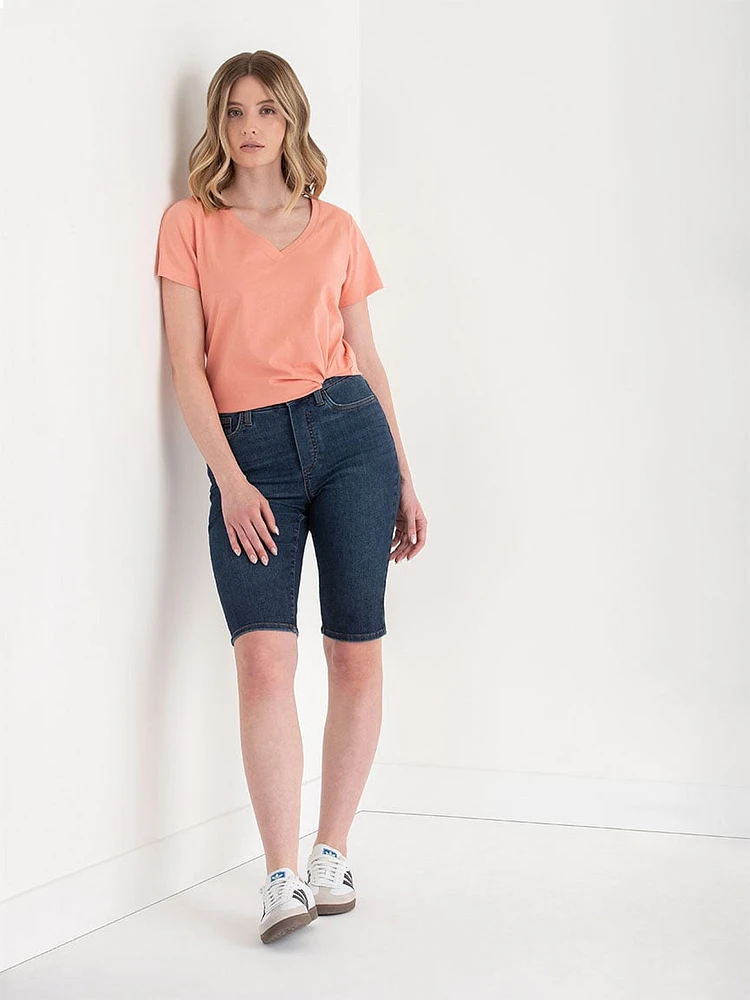 Short Sleeve V-Neck Relaxed Tee