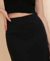 Pull-On Pencil Skirt with Seams