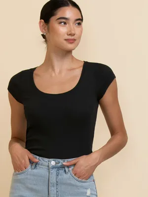 Fitted Scoop-Neck Cap Sleeve Top