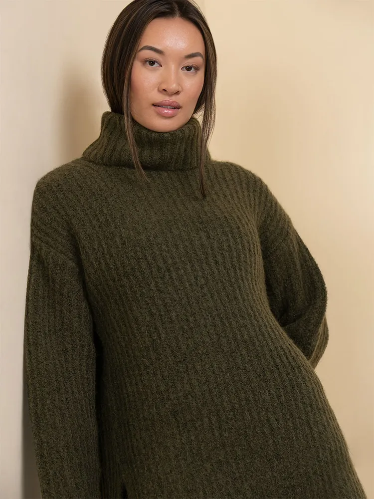 Wool-Blend Chunky Tunic Sweater