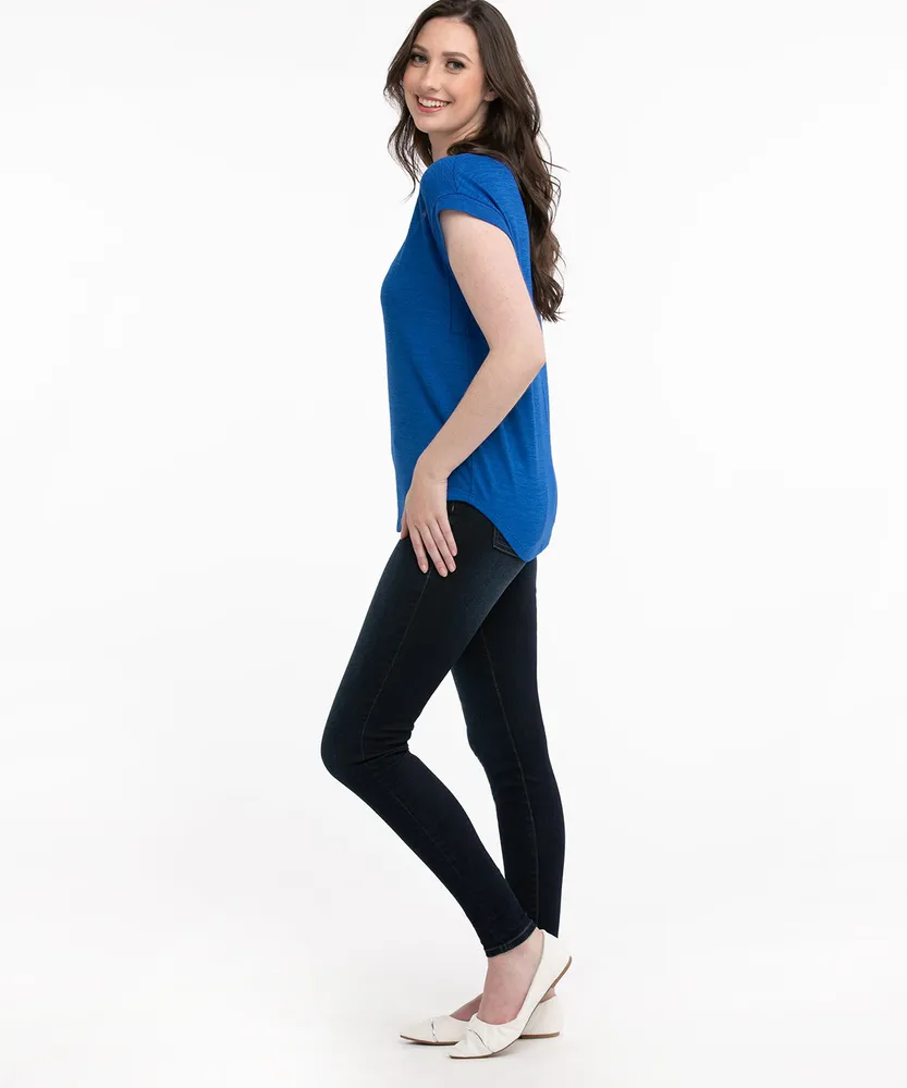Eco-Friendly V-Neck Hacci Tee