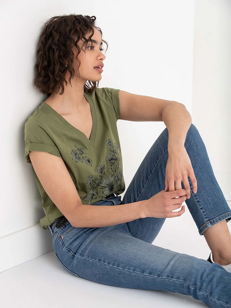 Relaxed V-Neck Tee