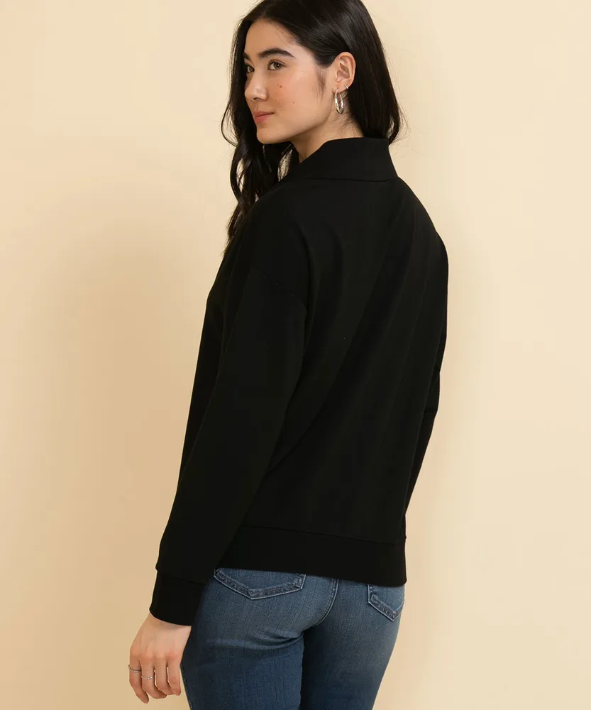 Sweatshirt with Open Collar