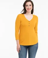 3/4 Sleeve Henley Top