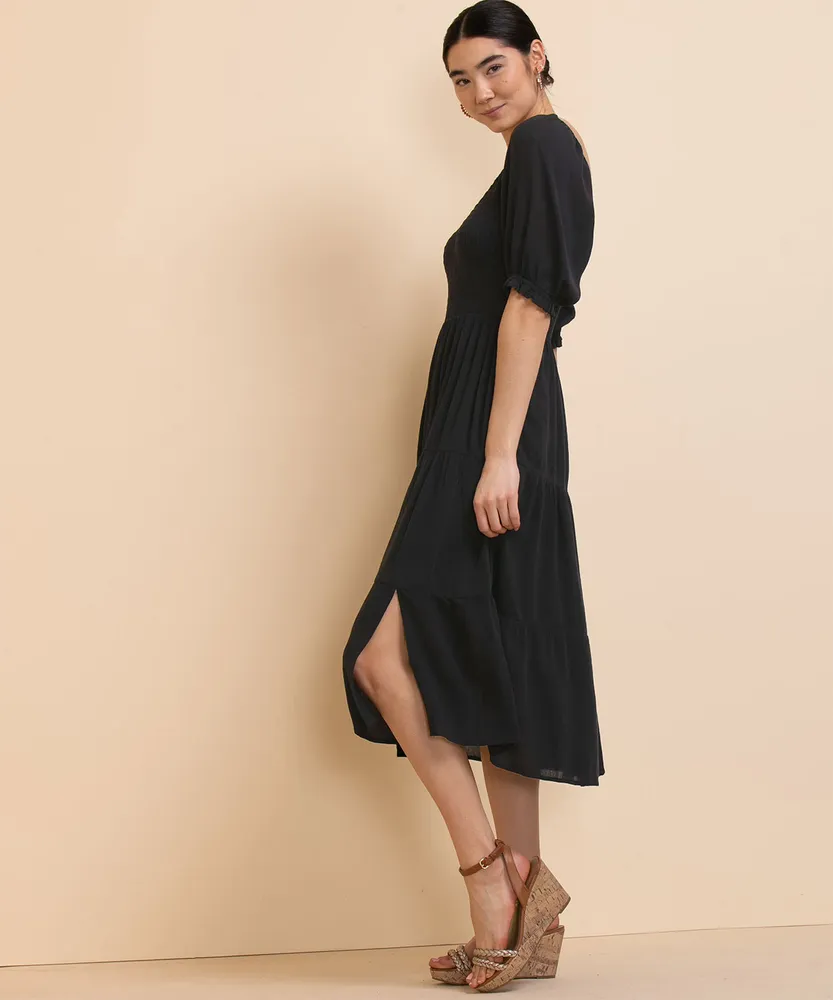 Sweetheart Tiered Midi Dress