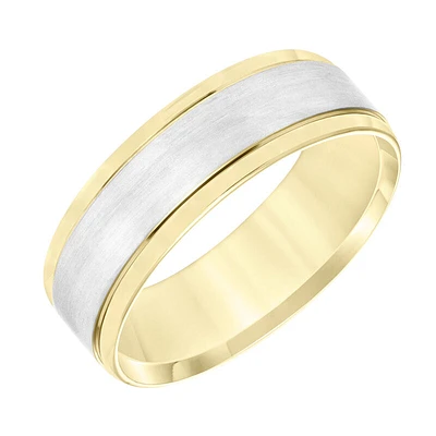 Men's Brushed Finish High Polished Step-Edge Wedding Band in 14k Gold