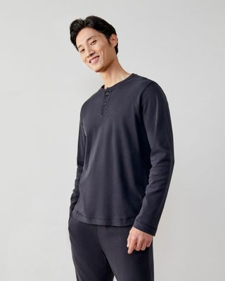 Roots Pender Lounge Henley Shirt in Black