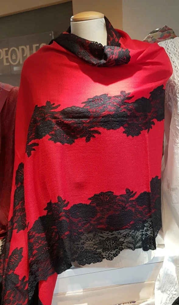 Pure Cashmere Lace Trim Shawl
