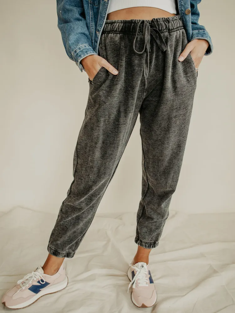 Zeena Pocketed Joggers