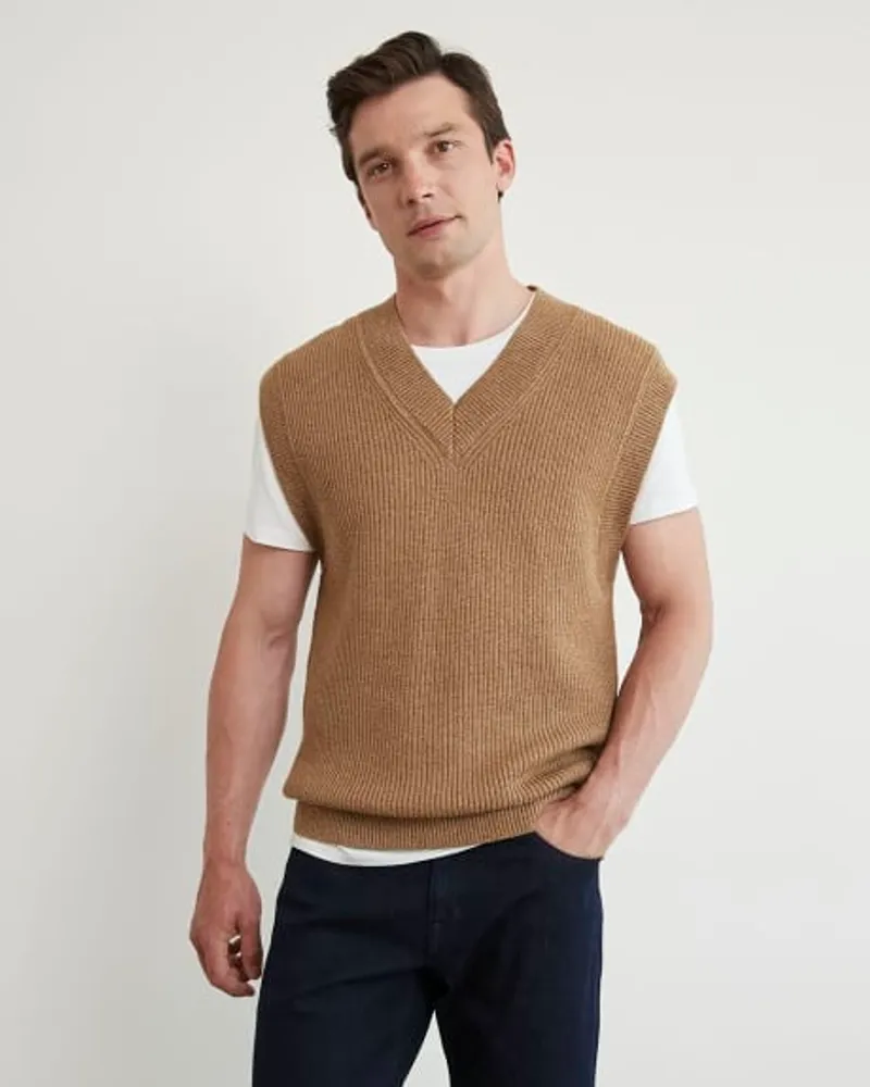 RW&CO. - V-Neck Solid Sweater Vest Maple Extract