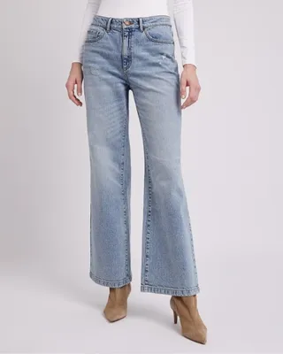 RW&CO. - Long Light-Wash High-Waisted Wide-Leg Ripped Jeans Light Wash