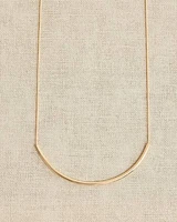 Short Necklace with Curved Metal Tube