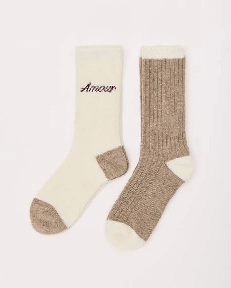 Amour Cozy Socks