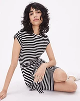 Extended-Sleeve Crew-Neck Shift Dress