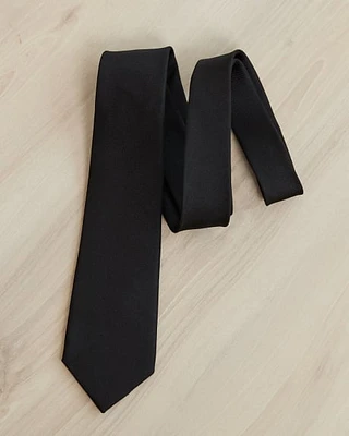 Solid Regular Tie