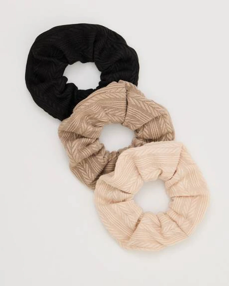 Cable-Knit Scrunchies