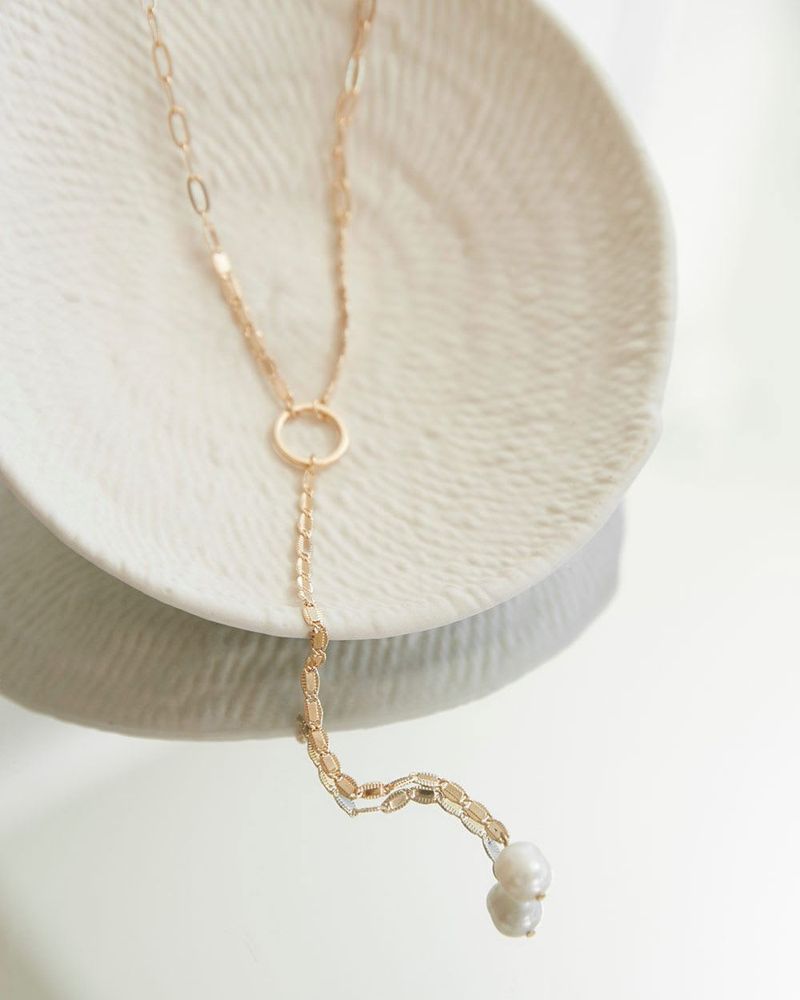 y rocher pearl necklace