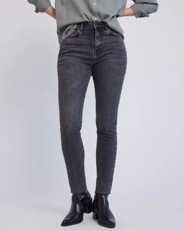 RW&CO. - Grey High-Waisted Skinny Jeans Wash