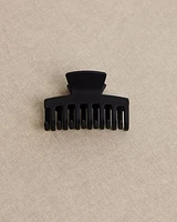 Solid Plastic Hair Grippers