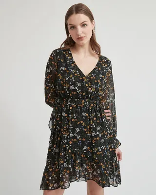 RW&Co Chiffon Ruffled Hem V-Neck Long Sleeve Dress women