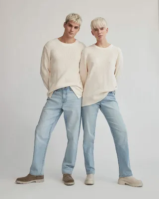 Gender-Neutral Anti-Fit Jeans