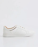 Steve Madden (MD)