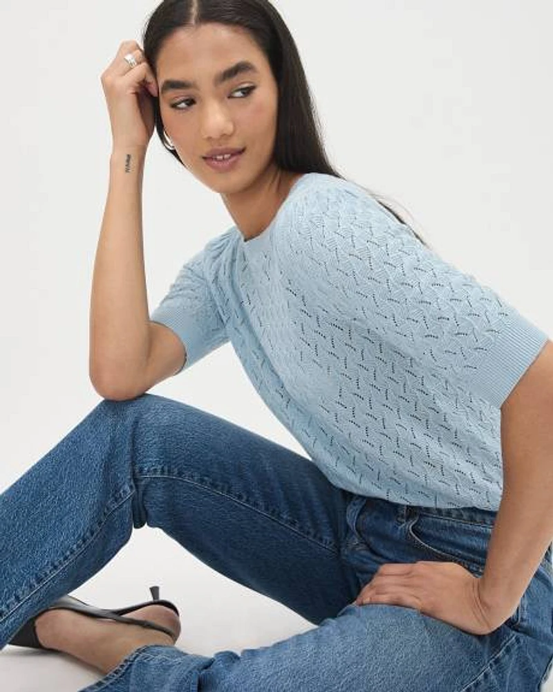 Short-Puffy-Sleeve Classic Sweater with Crew Neckline