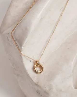 RW&CO. - Short Golden Necklace with Circular Pendant - Gold - 1SIZE