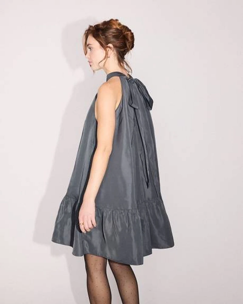 Sleeveless Straight Taffeta Dress