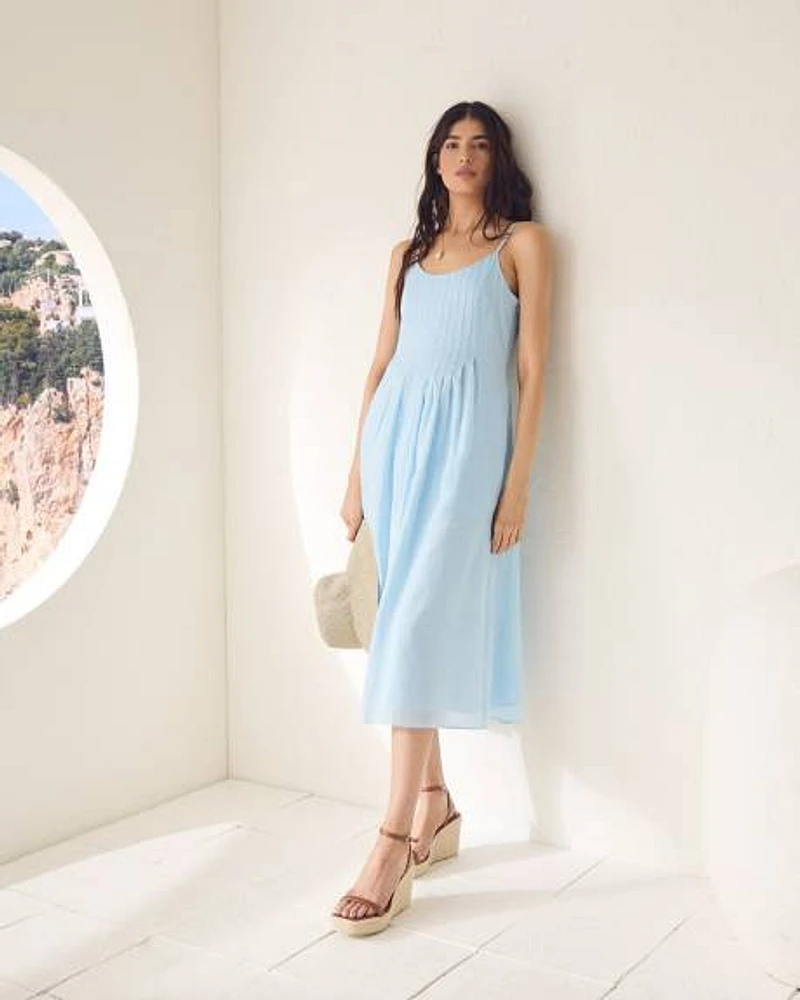 Sleeveless Scoop-Neck Midi Dress