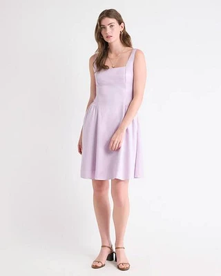 Sleeveless Mini Cocktail Dress with Square Neckline