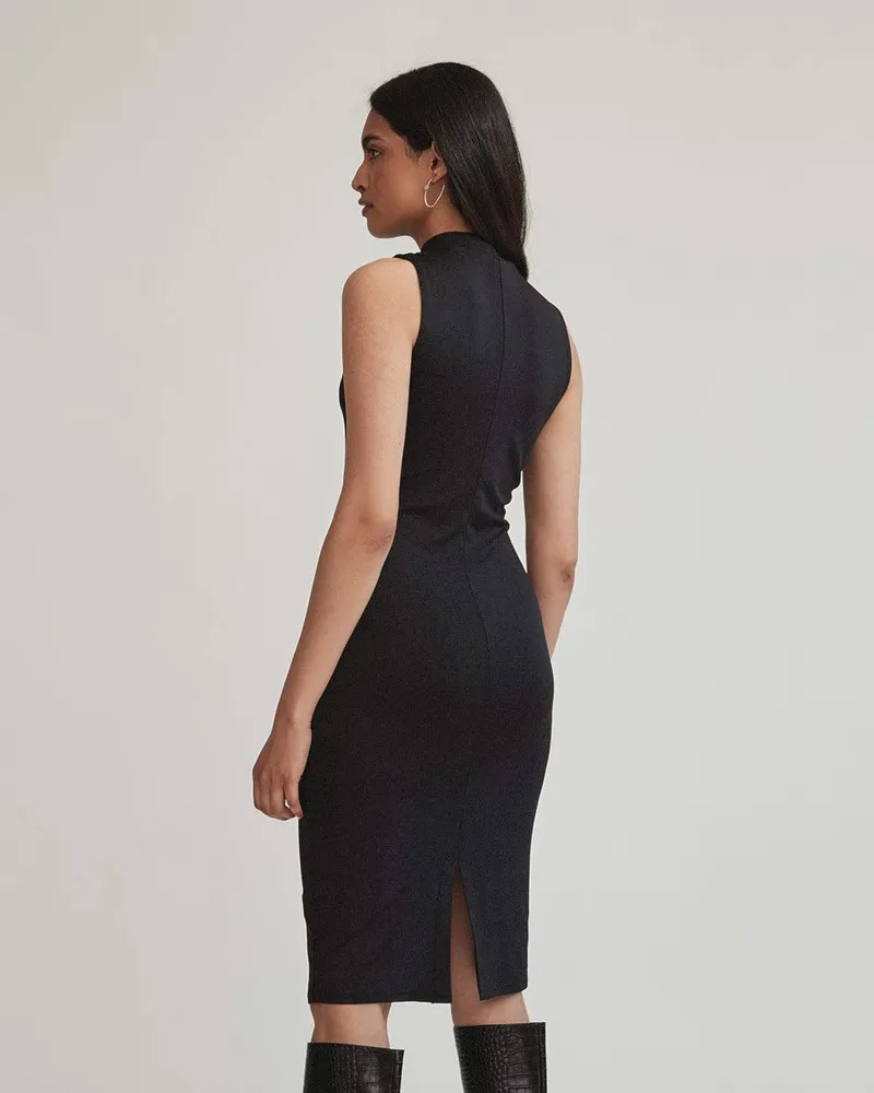 Knee-Length Bodycon Sleeveless Mock-Neck Dress