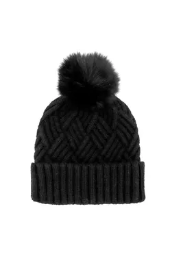 KNIT HAT W/FUR POM