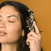 The Comb No. 002
