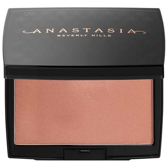 Natural-Looking Matte Powder Bronzer