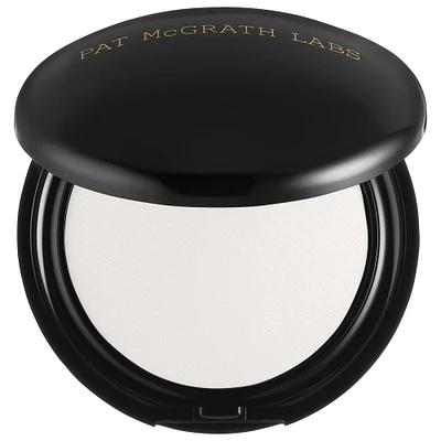 PAT McGRATH LABS Skin Fetish: Sublime Perfection Blurring Under Eye Powder 0.14 oz