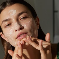 GOOPGLOW Microderm Instant Glow Exfoliator