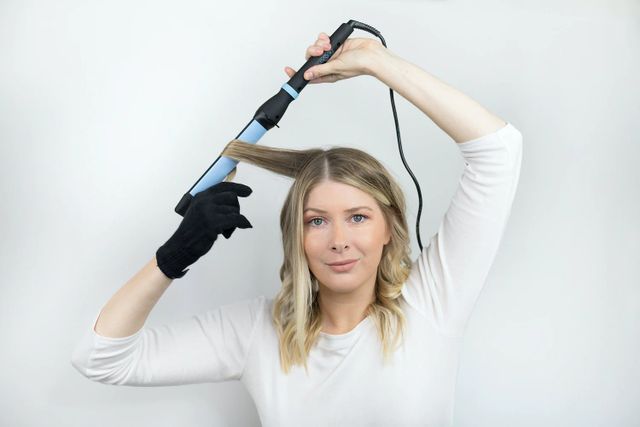 Oval Curling Iron One Pass