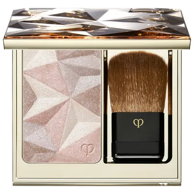 Clé de Peau Beauté Rehausseur illuminant pour visage.35 oz/ 10g
