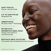 Reveal Skin-Optimizing Refillable Soft Matte Foundation