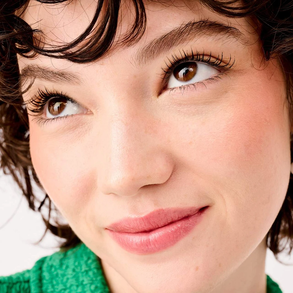 Silky-Soft Powder Blush