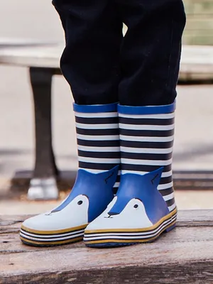 Bottes de pluie à rayures et motif tête de chien